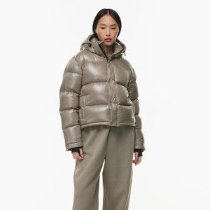 Aritzia Super Puff High Gloss 2XS